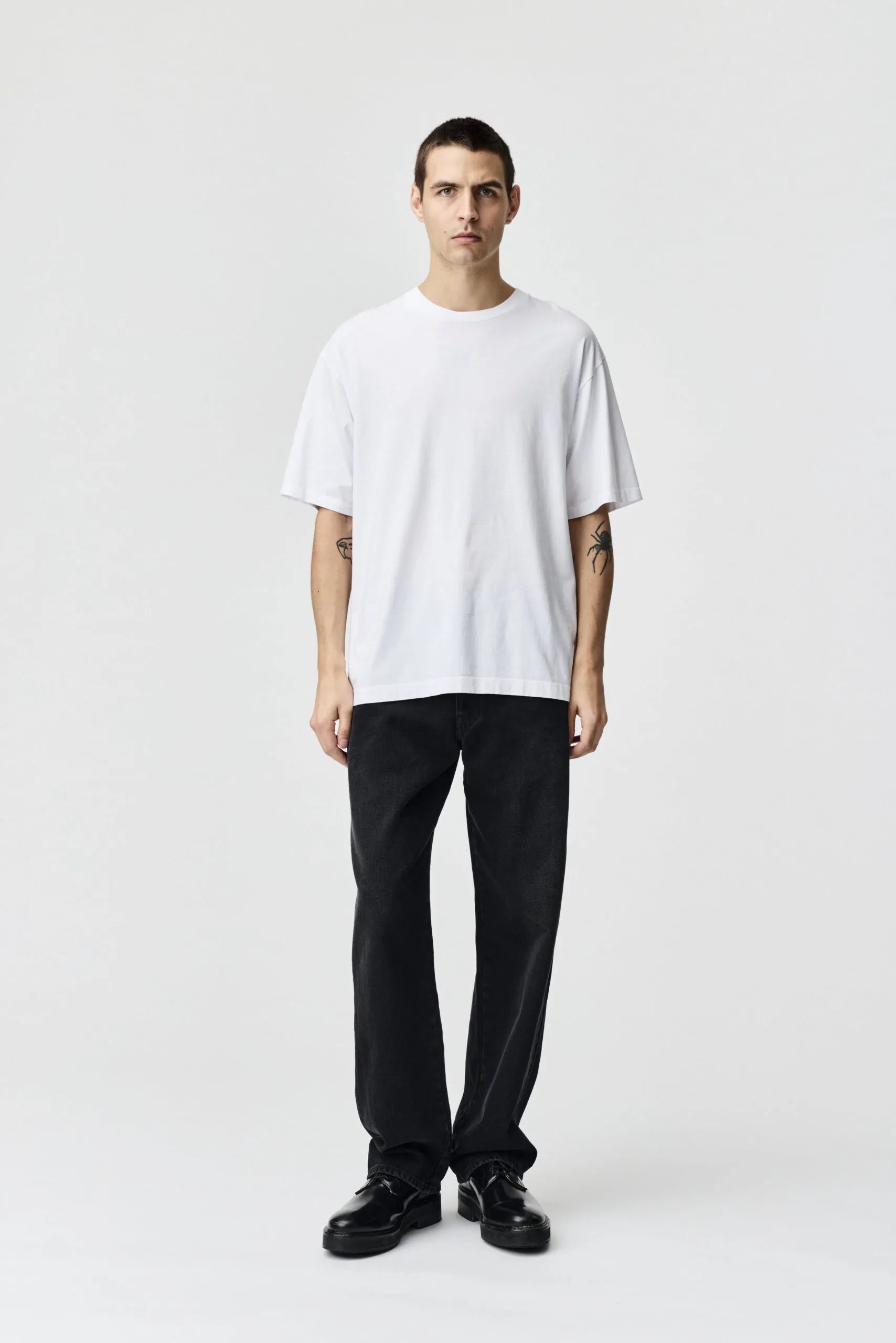 'Line Tee Relaxed' - White