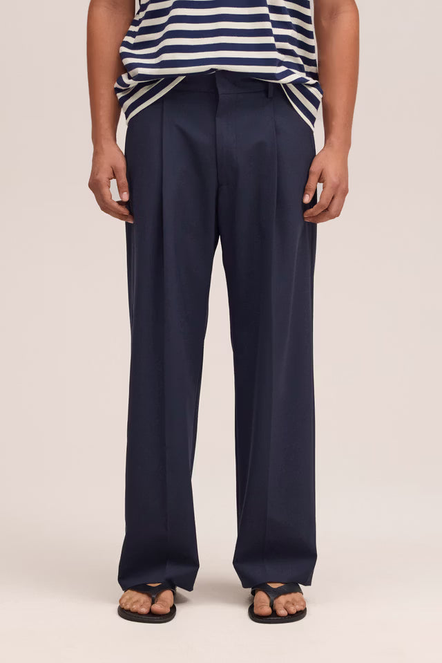 NN07 Kay 10037, Deep Navy