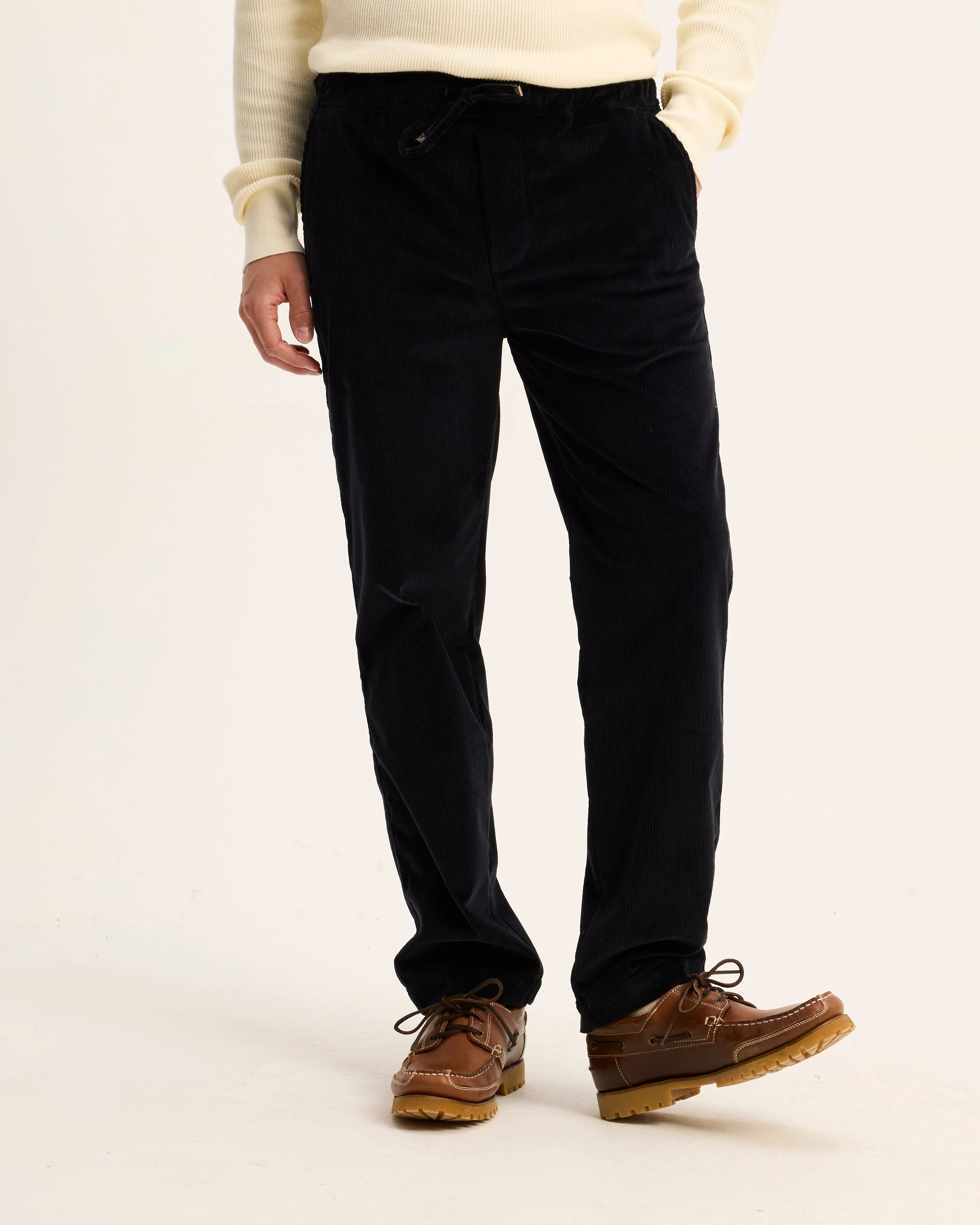 Bob New - Navy 7800