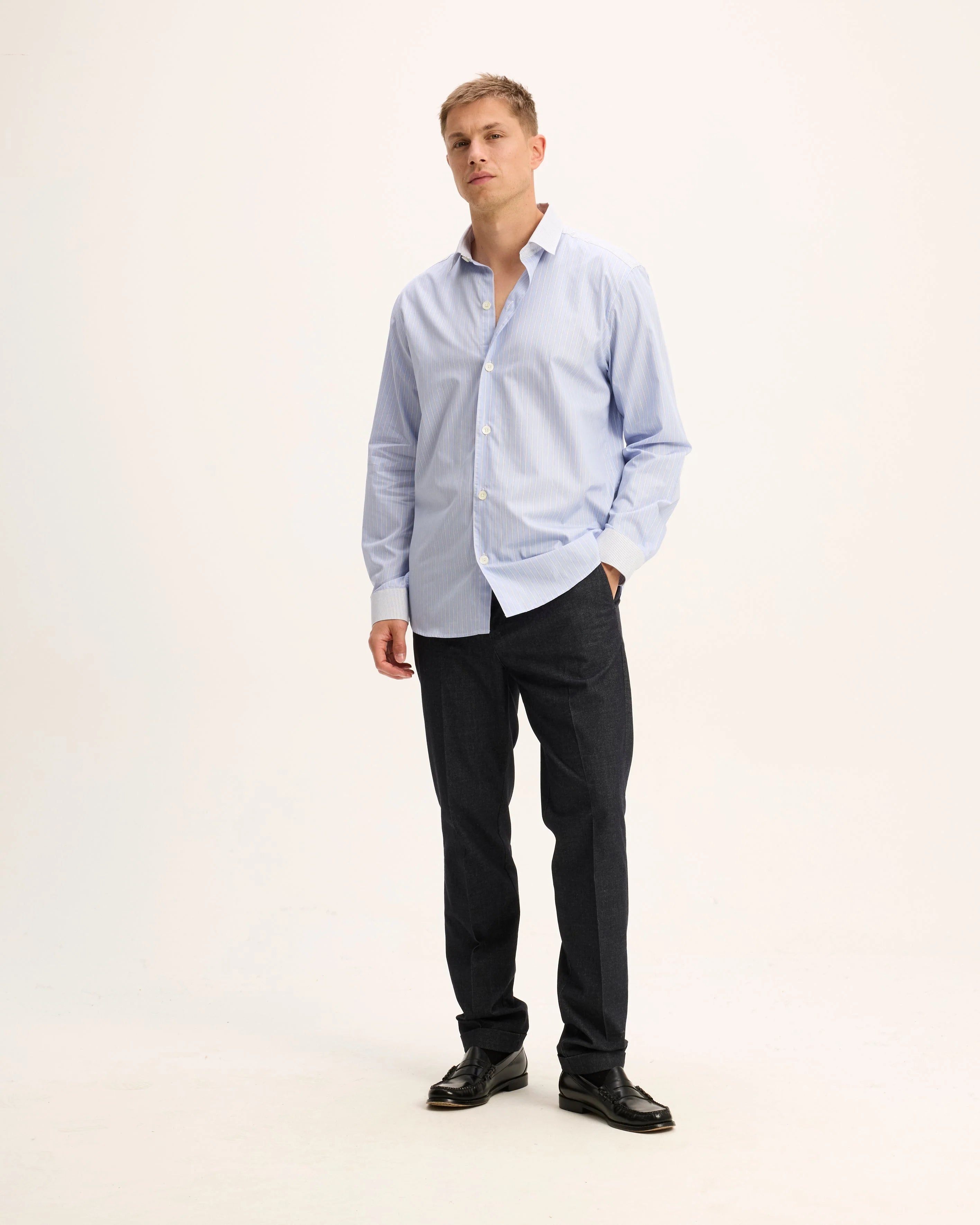 Brook - Navy 7800