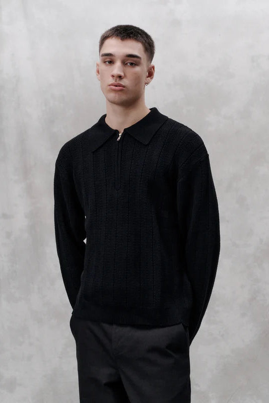 'Scent' Pullover Black