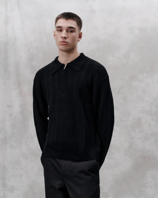 'Scent' Pullover Black