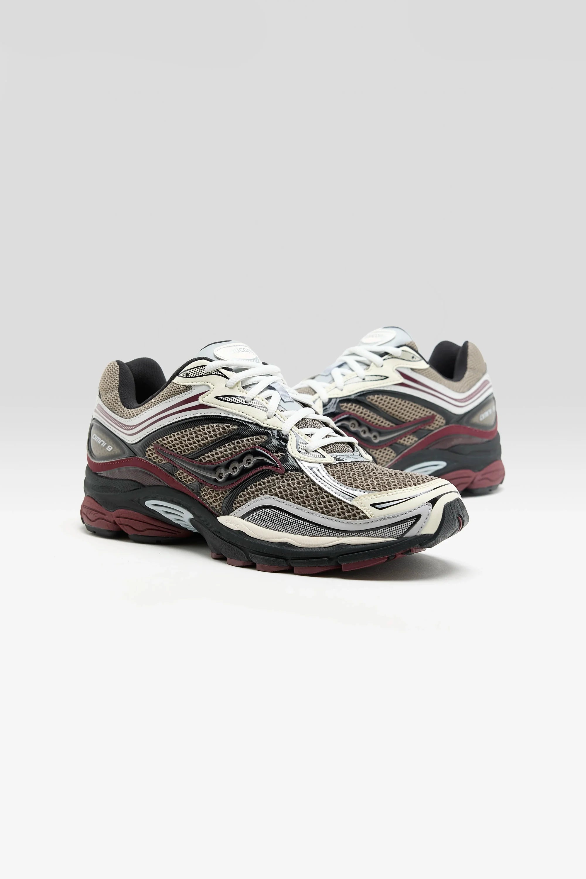 Progrid Omni 9 - Tan/Maroon