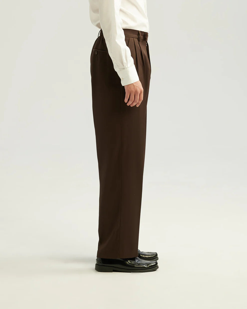 Suit- Pleated Pantalon - brown