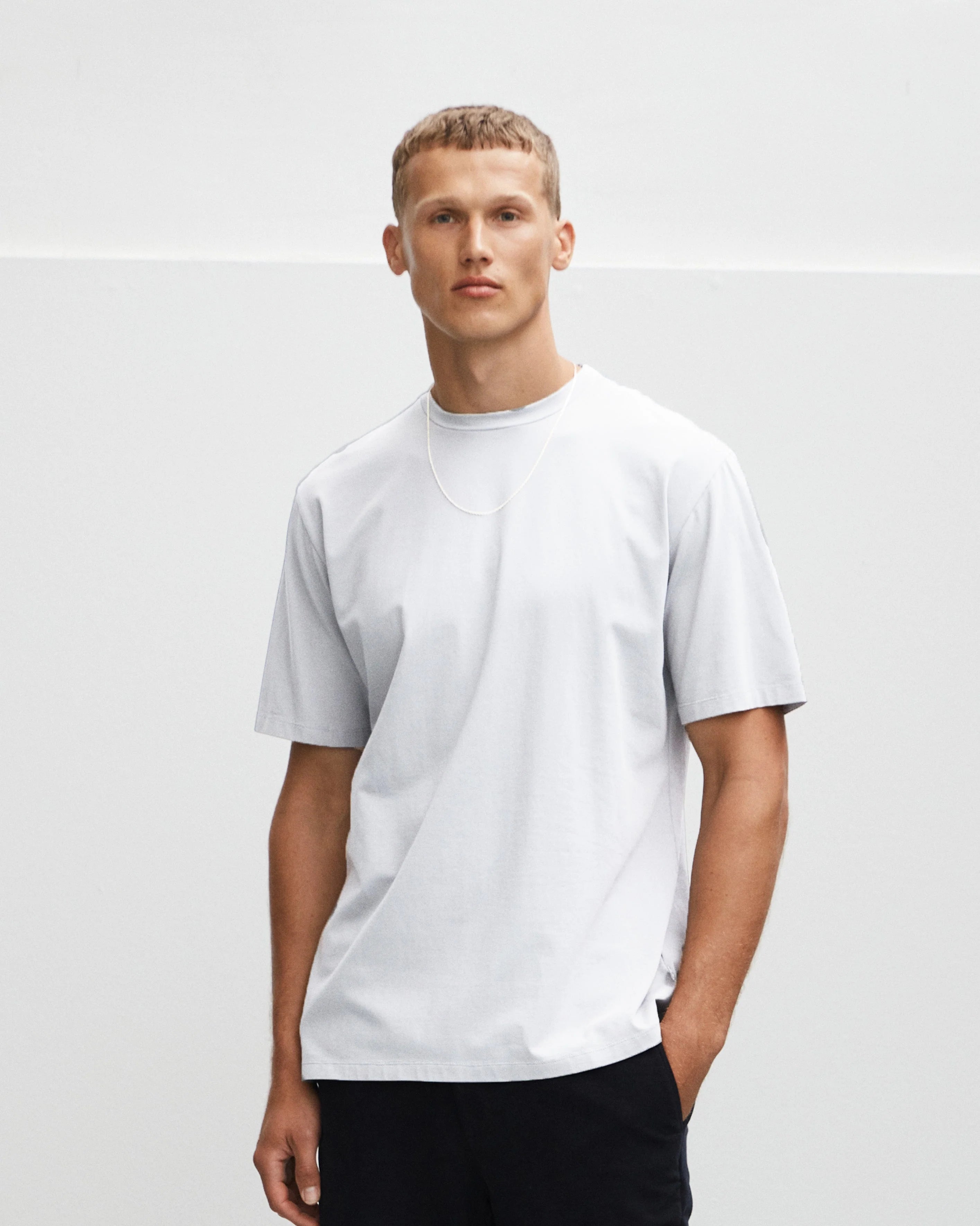 Ted - White 1009