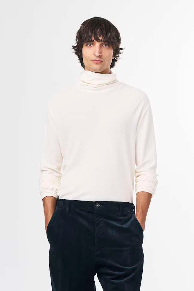 Roll Neck in Waffle Knit